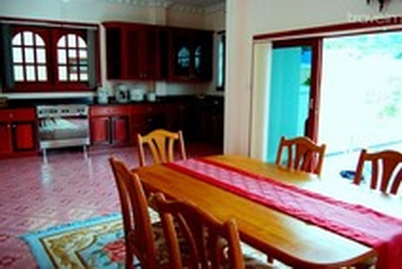 Majestic Villas Phuket Rawai Esterno foto
